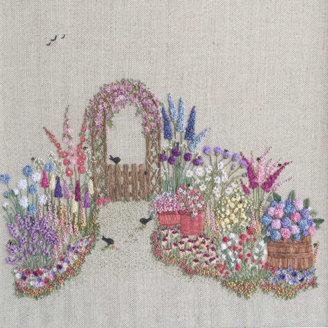 Class 401: Embroidered Country Garden – Create Your Own Garden