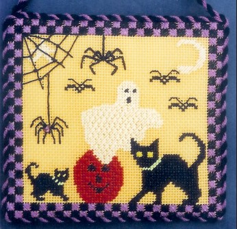October 2021 Stitch-a-long: Brite Eyes, a Spooky Halloween Scene