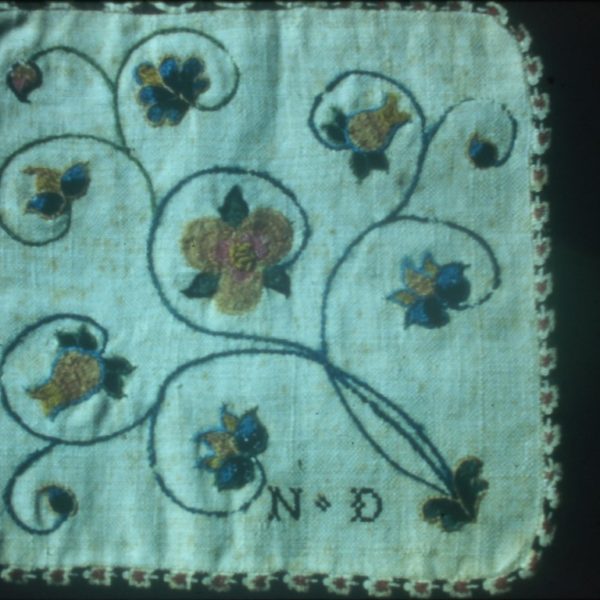 Early American Crewel Embroidery - 86