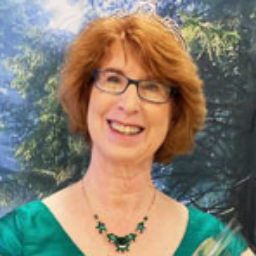 Profile picture of Elizabeth Tarnove