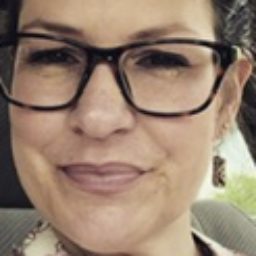 Profile picture of Julie Bangs