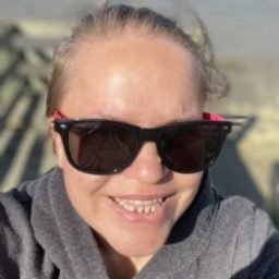 Profile picture of Cari Rillo