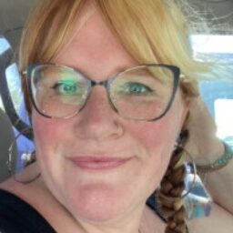 Profile picture of Jessica Troy