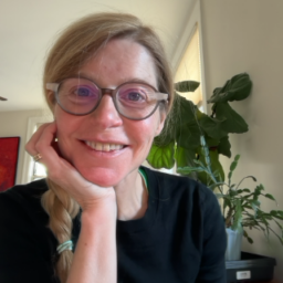 Profile picture of Sarah J. Hull