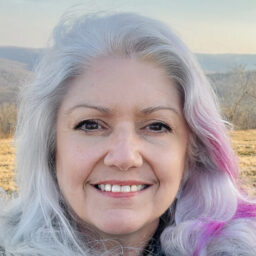 Profile picture of Helen Lively